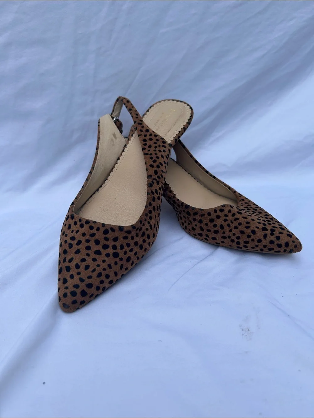 Isaac Mizrahi New York Brown Leopard Print Pointed Slingback heels - Picture 1 of 7